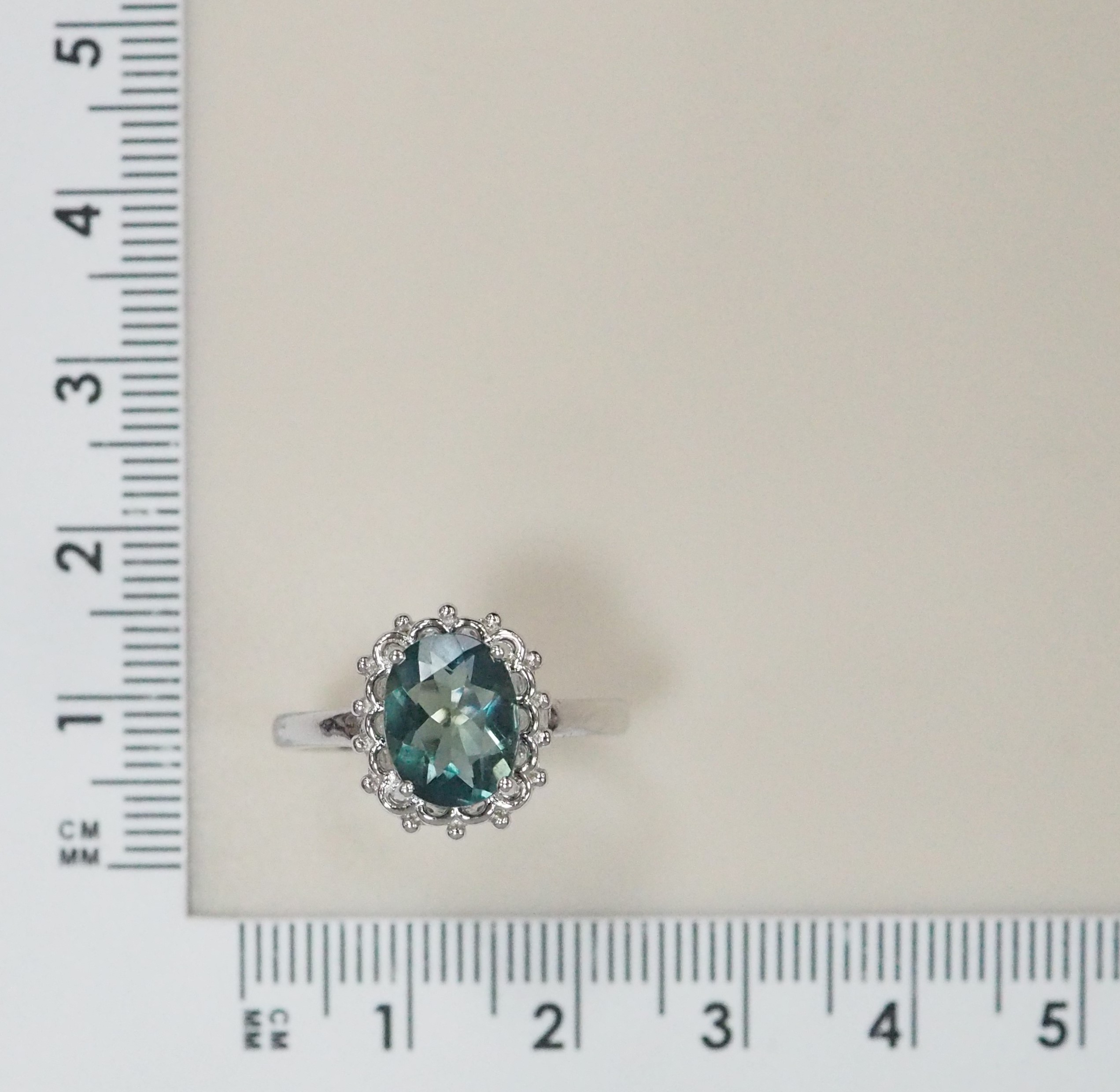 Серебряное кольцо с флюоритом